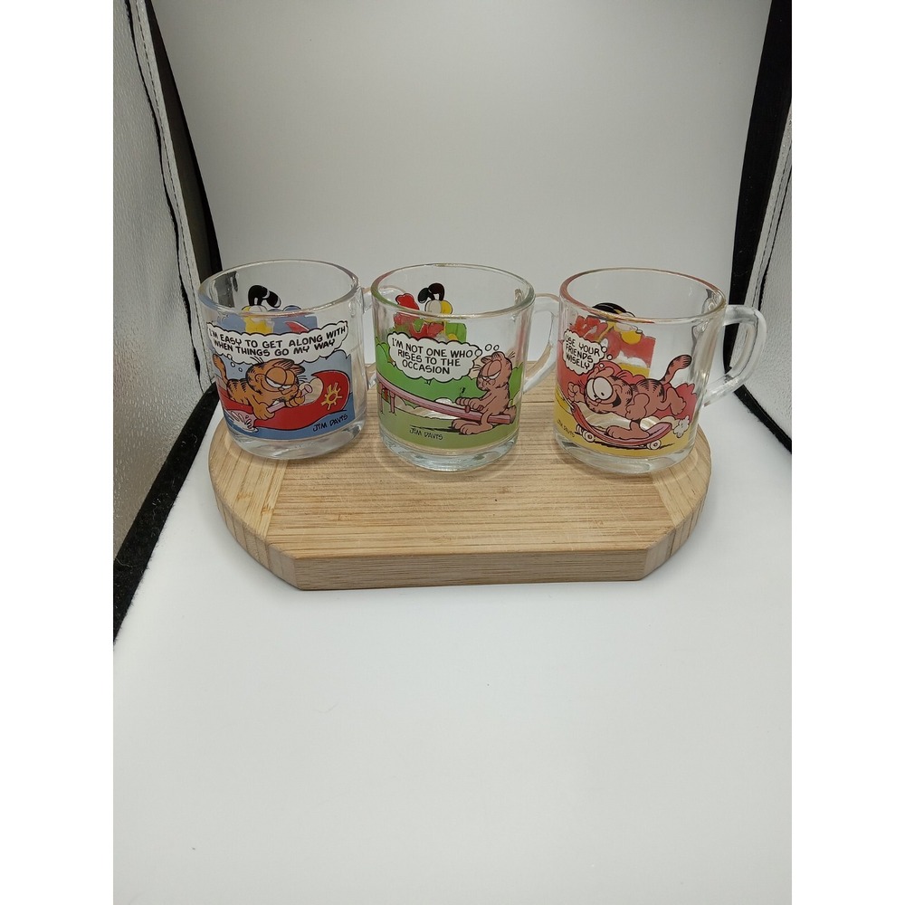Lot of‎ 3 Vtg.McDonald's Garfield Glass Mugs/Cups Garfield Characters
